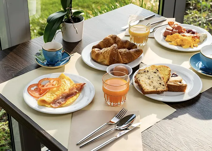 Hotel Hotiday Collection -