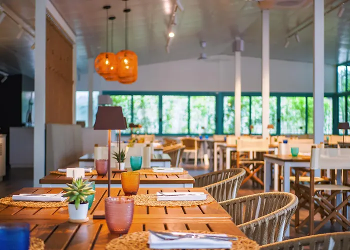 Hotiday Collection - 4*